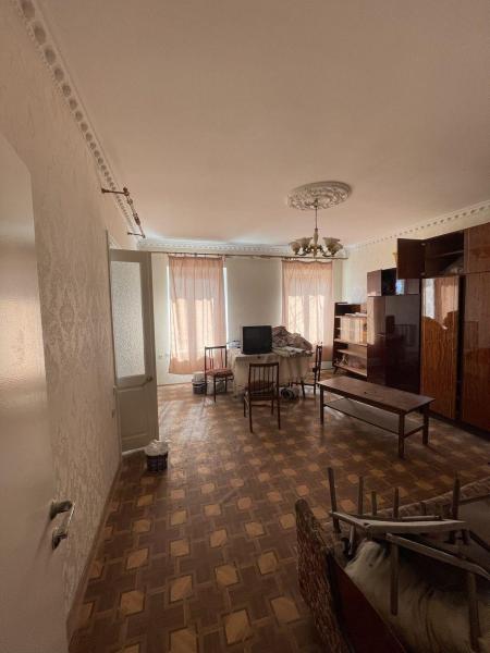 Продам 3-комнатную квартиру