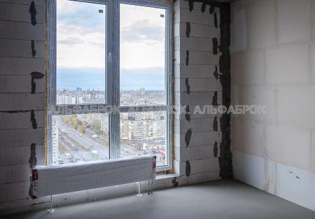 Продам 3-комнатную квартиру, ЖК Лебединый