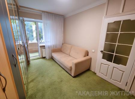 Продам 3-комнатную квартиру