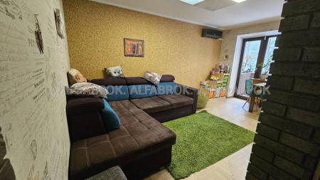 Продам 3-комнатную квартиру