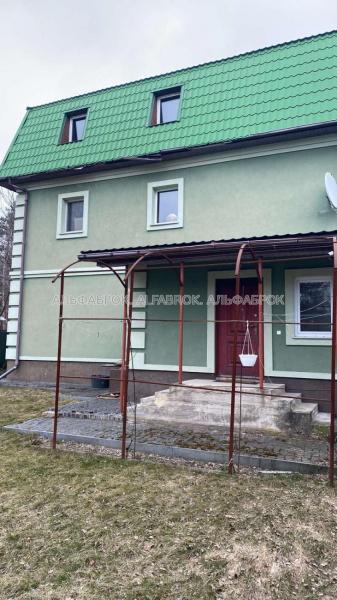 Продам 3-этажный дом