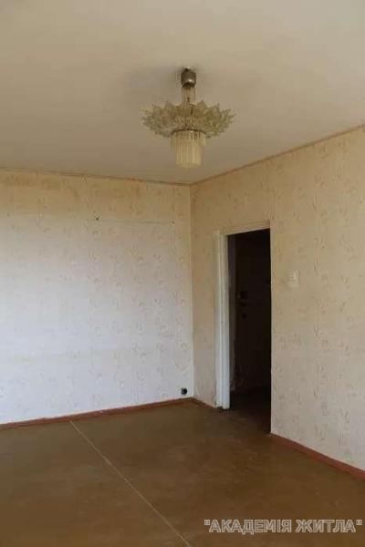 Продам 2-комнатную квартиру