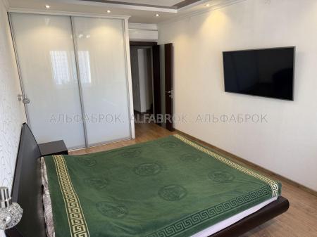 Продам 3-кімнатну квартиру