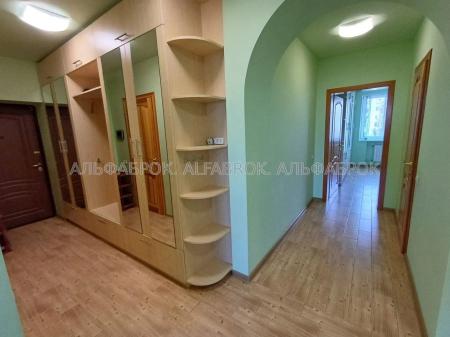 Продам 3-комнатную квартиру