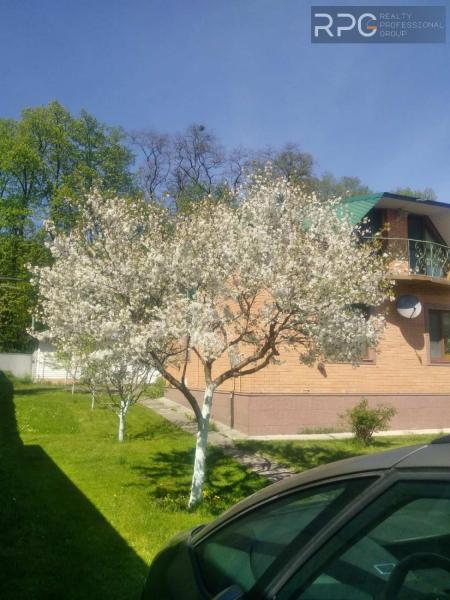 Продам 2-поверховий будинок