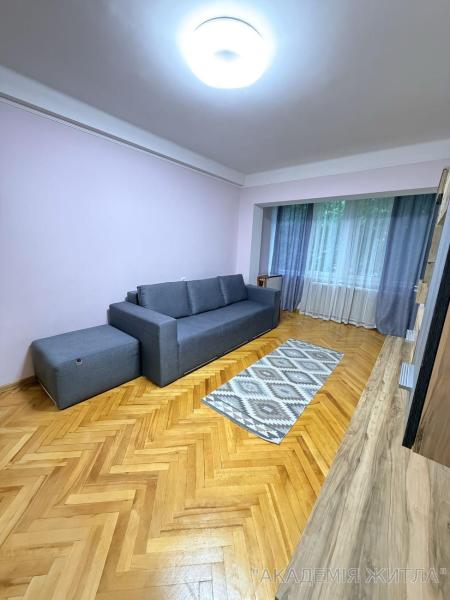 Продам 1-комнатную квартиру