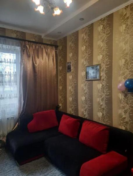 Продам 2-комнатную квартиру