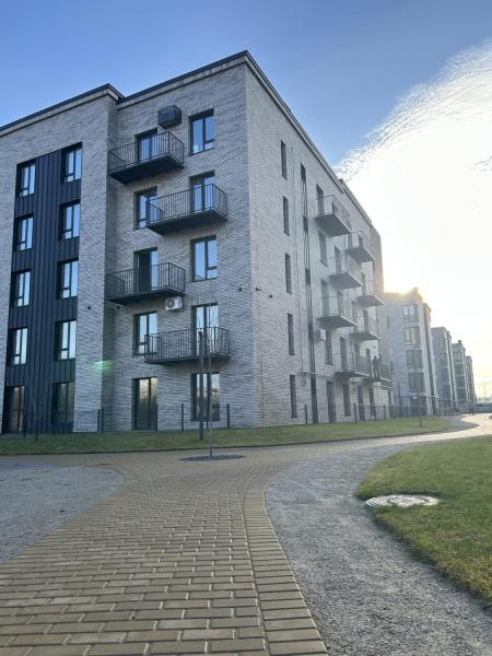 Продам квартиру незданий новобуд