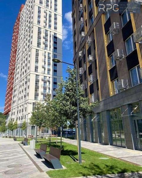Продам 2-кімнатну квартиру, ЖК Svitlo Park