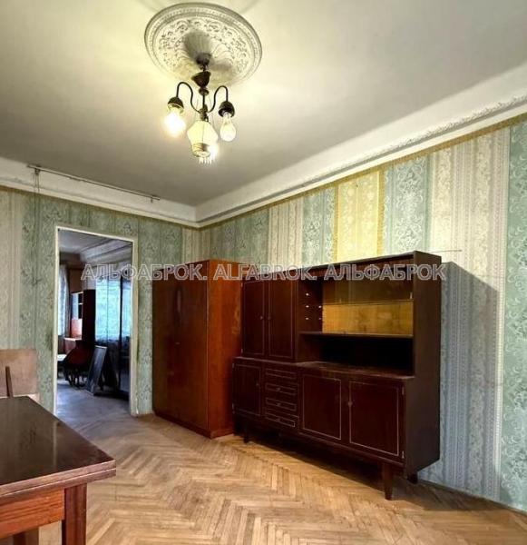 Продам 2-комнатную квартиру