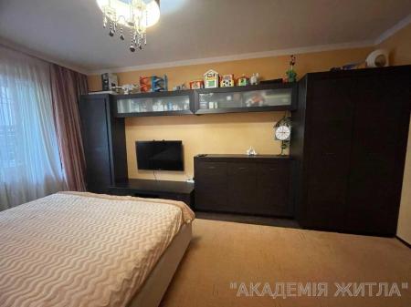 Продам 2-комнатную квартиру