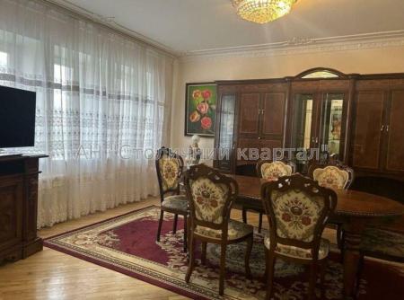 Продам 3-кімнатну квартиру