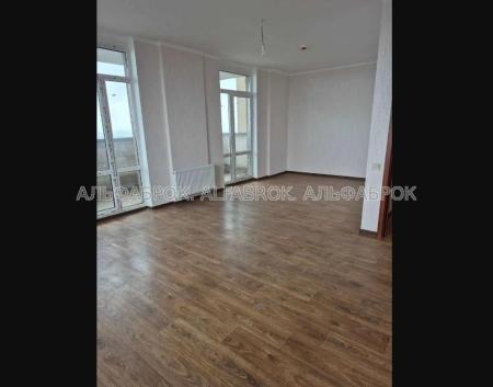 Продам 4-кімнатну квартиру
