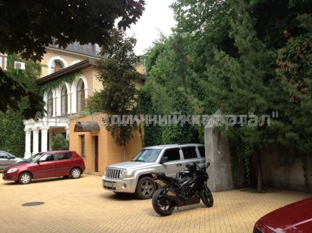 Продам офісна будівля