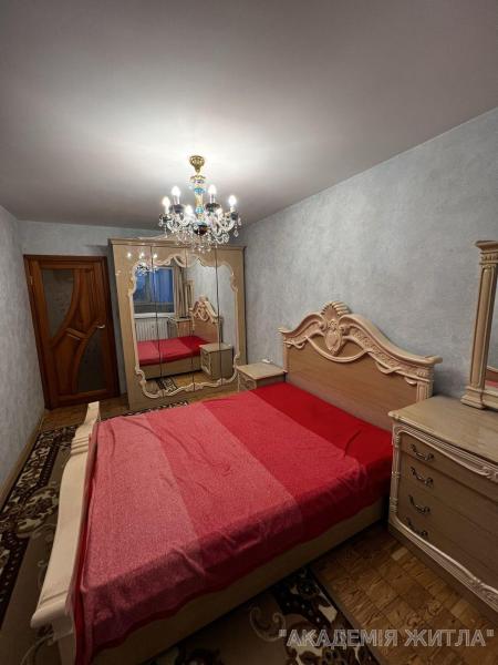 Сдам 3-комнатную квартиру в новостройке