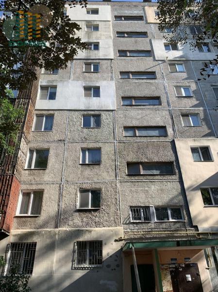 Продам 2-кімнатну квартиру