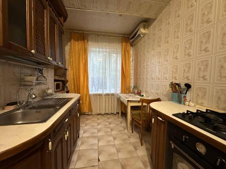 Продам 3-кімнатну квартиру