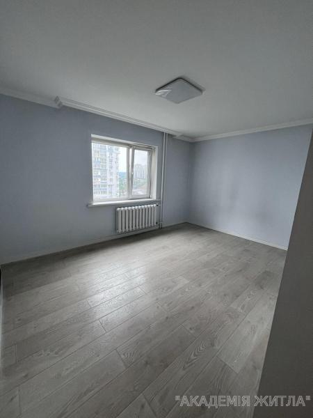 Продам 2-комнатную квартиру
