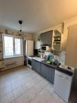 Продам 3-кімнатну квартиру, 71.60 м², косметичний ремонт