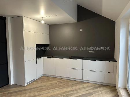 Продам 3-кімнатну квартиру, ЖК Комфорт Таун