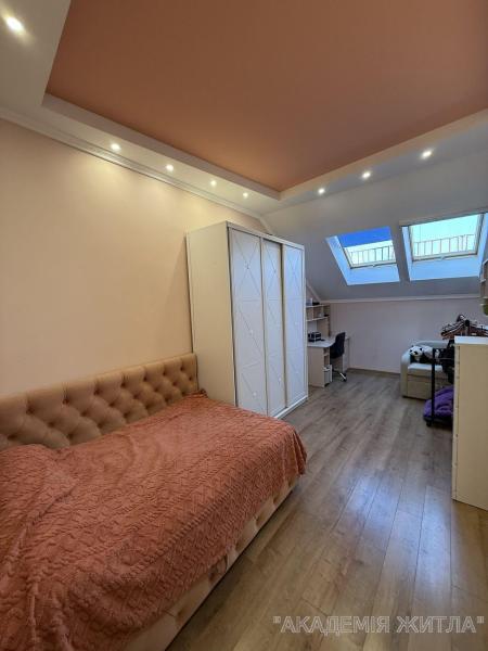 Продам 3-комнатную квартиру в новостройке, ЖК&nbsp;Сказка