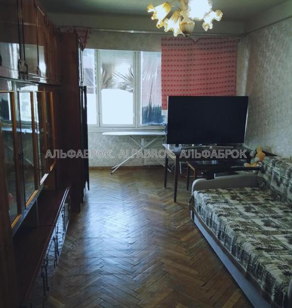 Продам 2-комнатную квартиру