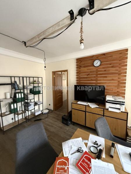 Здам офіс у багатоквартирному будинку