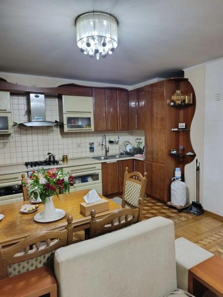 Продам 3-комнатную квартиру