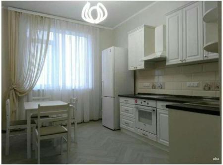 Продам 1-кімнатну квартиру в новобудові