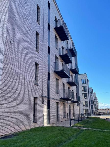 Продам 2-комнатную квартиру в новостройке, ЖК Долишний
