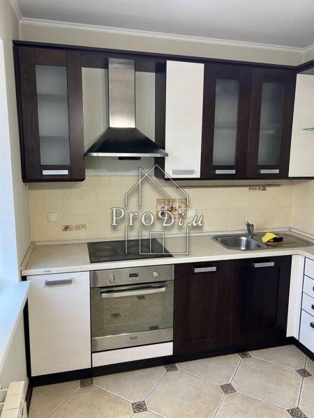 Продам 3-кімнатну квартиру