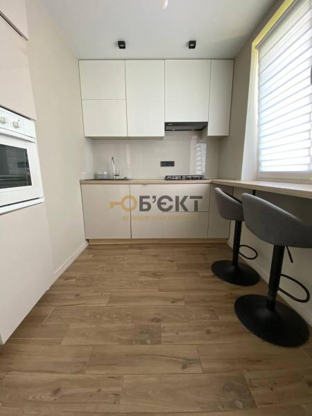 Продам 3-кімнатну квартиру