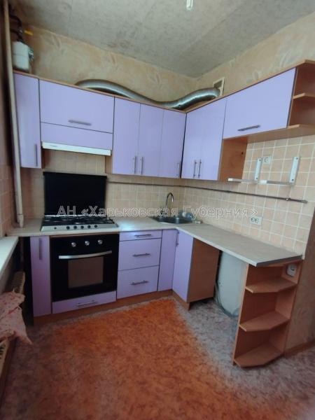 Продам 4-комнатную квартиру