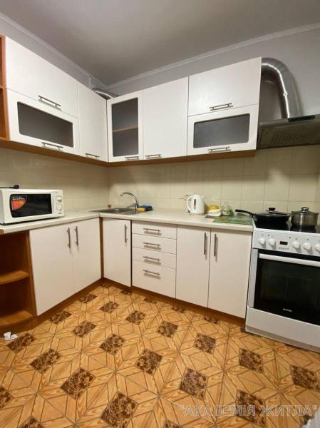 Сдам 3-комнатную квартиру в новостройке