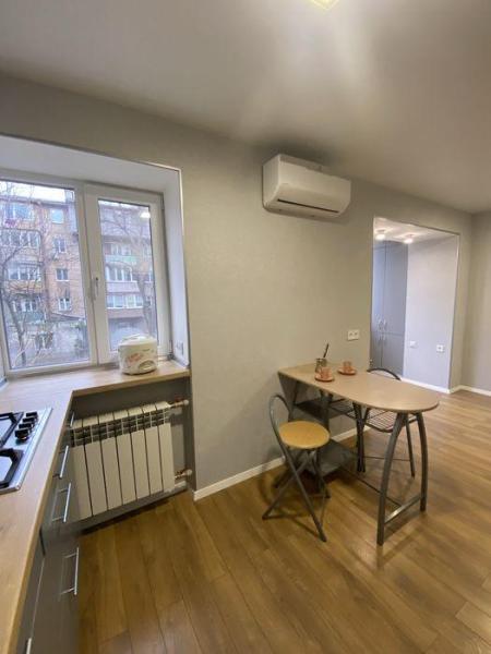 Продам 1-кімнатну квартиру