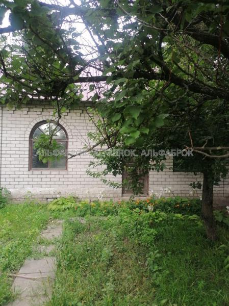 Продам 2-поверховий будинок