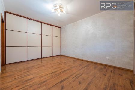 Продам 2-кімнатну квартиру