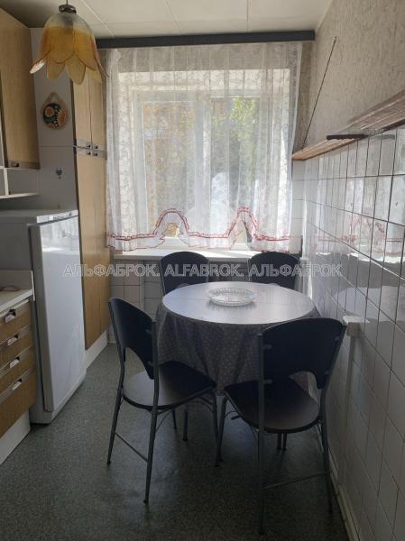 Продам 3-кімнатну квартиру