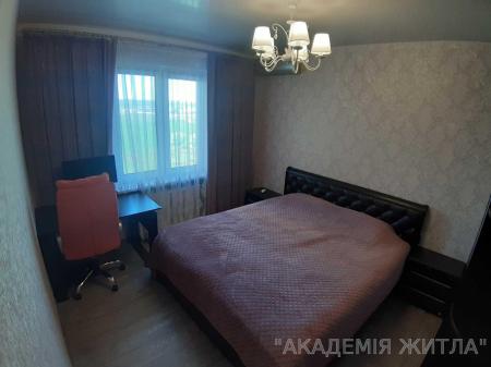 Продам 3-комнатную квартиру в новостройке