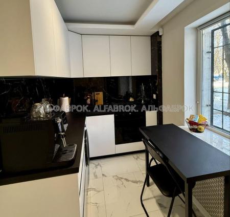 Продам 2-комнатную квартиру