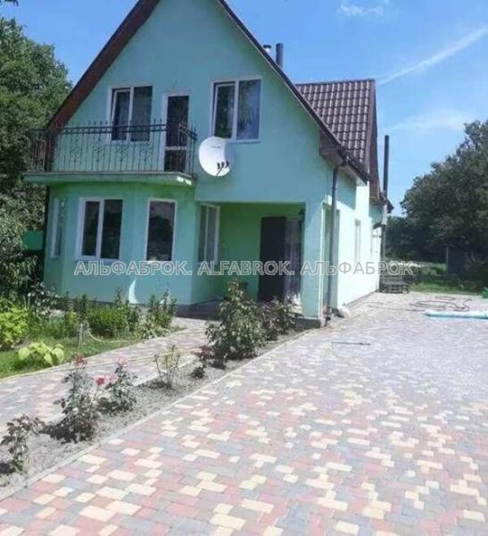 Продам 2-поверховий будинок