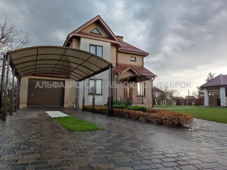 Продам 2-поверховий будинок
