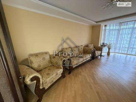 Продам 3-кімнатну квартиру в новобудові