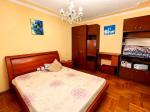 Продам 3-комнатную квартиру, 70.38 м², косметический ремонт