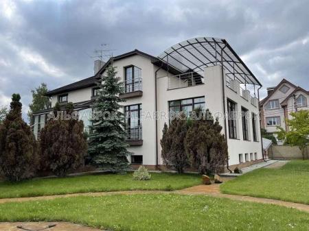 Продам 2-поверховий будинок, КГ «Zoloche»