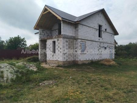 Продам 2-поверховий будинок