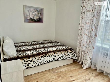 Продам 3-кімнатну квартиру