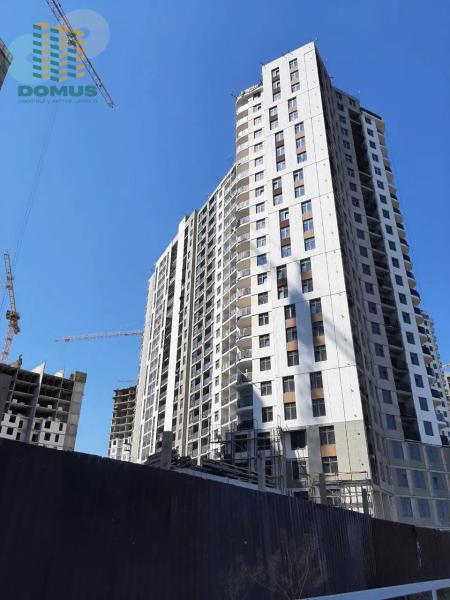 Продам 3-кімнатну квартиру, ЖК «Шістдесят третя перлина»