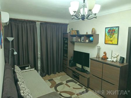 Продам 2-комнатную квартиру