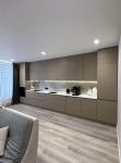 Продам 2-кімнатну квартиру, 72 м², євроремонт